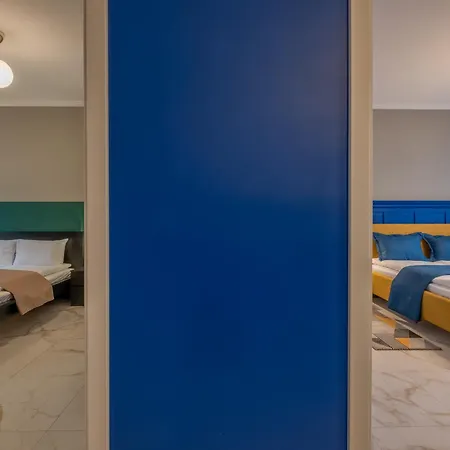 Sofia's Classy Blu -2 Bedrooms * סופיה