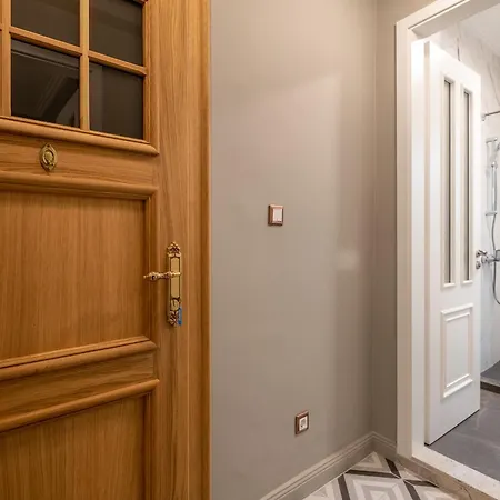 Sofia's Classy Blu -2 Bedrooms Apartament Sofia